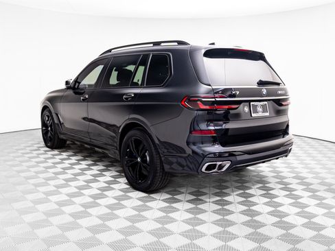 Used 2024 BMW X7 M60i w/ Executive Package image 3