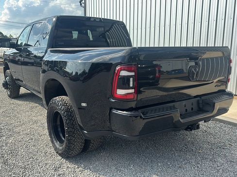 Used 2022 RAM 3500 Big Horn w/ Level C Equiment Group AWD/4WD image 3