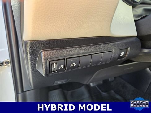 Used 2022 Toyota Corolla LE image 28