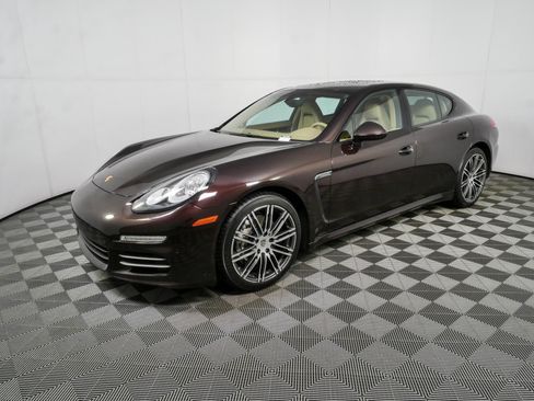 Used 2016 Porsche Panamera 4S AWD/4WD image 2