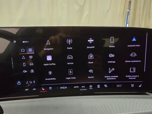 New 2025 Audi SQ5 Prestige image 16