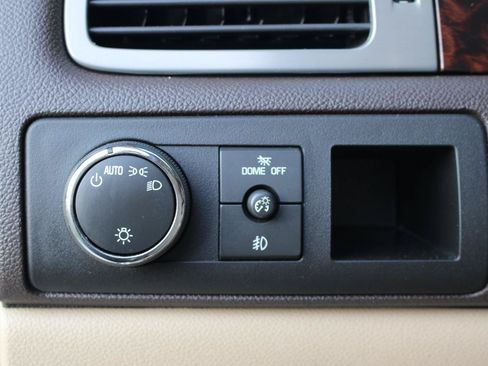 Used 2013 GMC Yukon Denali AWD/4WD image 18