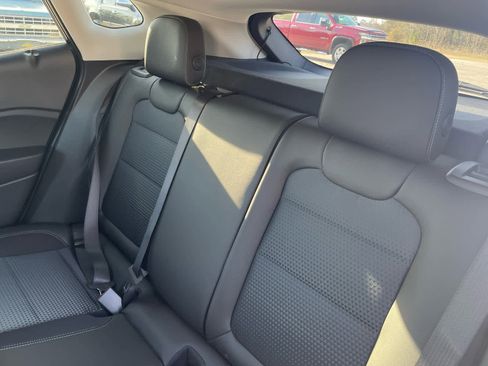 New 2026 Chevrolet Trax LT image 17