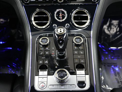 Used 2020 Bentley Continental GT AWD/4WD image 45
