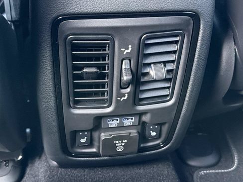New 2026 Dodge Durango SRT Hellcat w/ Premium Group AWD/4WD image 24