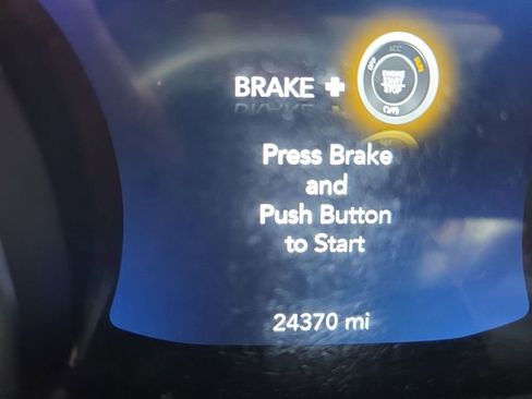 Used 2023 Jeep Gladiator Overland image 15