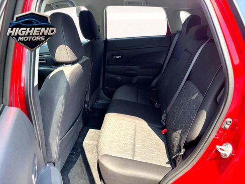 Used 2024 Mitsubishi Outlander Sport AWD image 15