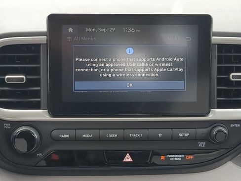 New 2026 Hyundai Venue SEL FWD image 17