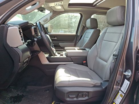 Used 2024 Toyota Tundra Limited image 14