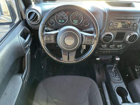 Used 2013 Jeep Wrangler Sport w/ Connectivity Group image 12