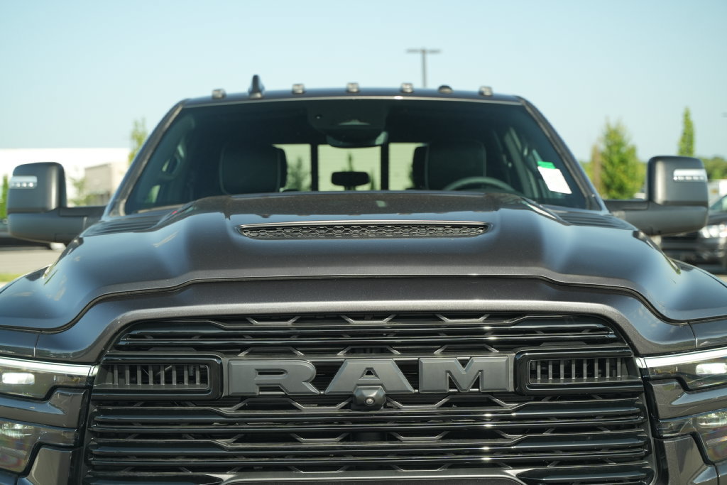 New 2026 RAM 2500 Laramie w/ Night Edition AWD/4WD image 43