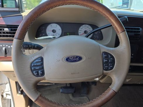 Used 2005 Ford F350 4x4 Crew Cab DRW Super Duty image 14