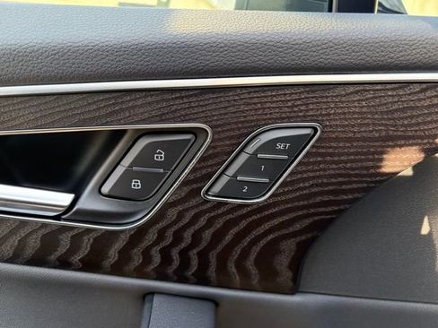 Used 2021 Audi Q7 2.0T Premium w/ Convenience Package image 13