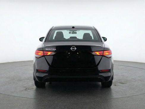 Used 2025 Nissan Sentra SV FWD image 7