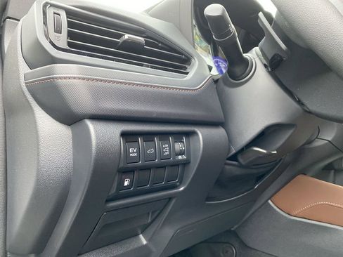 Used 2025 Subaru Forester Touring image 18