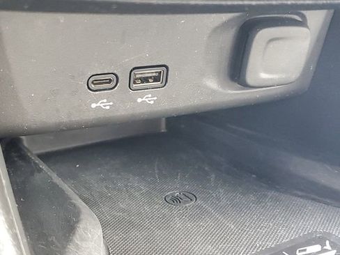 Certified 2024 Buick Envista Sport Touring w/ Convenience I Package FWD image 30