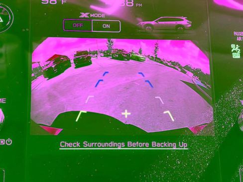 Used 2025 Subaru Outback Premium w/ Popular Package #1A AWD/4WD image 17
