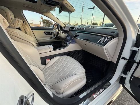 Used 2023 Mercedes-Benz S 580 4MATIC Sedan image 28