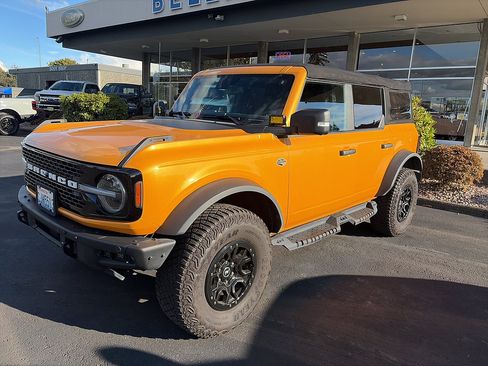 Used 2022 Ford Bronco Wildtrak AWD/4WD image 1