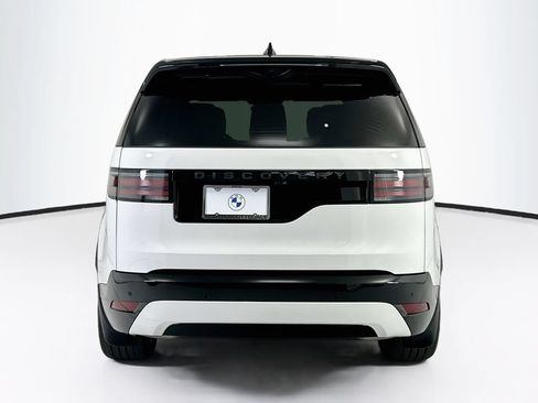 Used 2024 Land Rover Discovery Dynamic SE AWD/4WD image 6