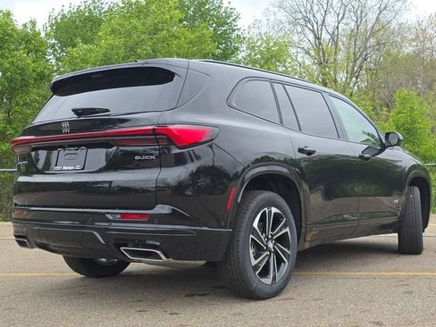 New 2026 Buick Enclave Sport Touring w/ Super Cruise Package FWD image 17