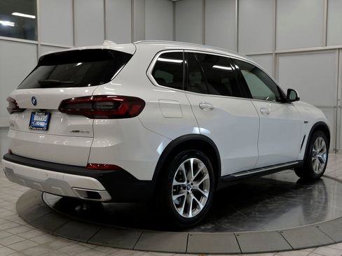 Used 2023 BMW X5 xDrive45e w/ Climate Comfort Package image 8
