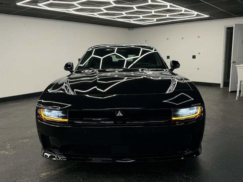 Used 2025 Dodge Charger Daytona R/T w/ Quick Order Package 25M R/T image 3