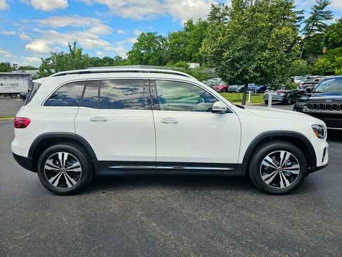 New 2026 Mercedes-Benz GLB 250 4MATIC image 6
