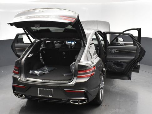 Used 2025 Genesis GV80 3.5T e-SC image 16