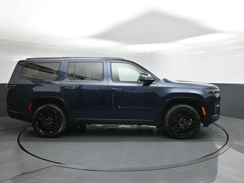 New 2026 Jeep Grand Wagoneer Limited AWD/4WD image 11