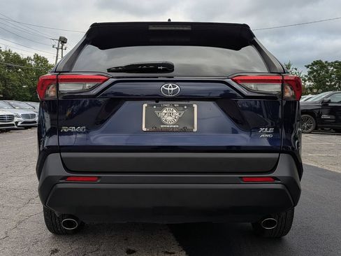 Used 2022 Toyota RAV4 XLE w/ Convenience Package AWD/4WD image 9