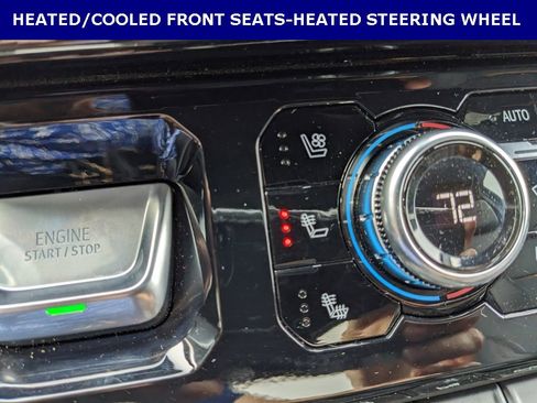 Used 2025 GMC Sierra 2500 AT4 image 6