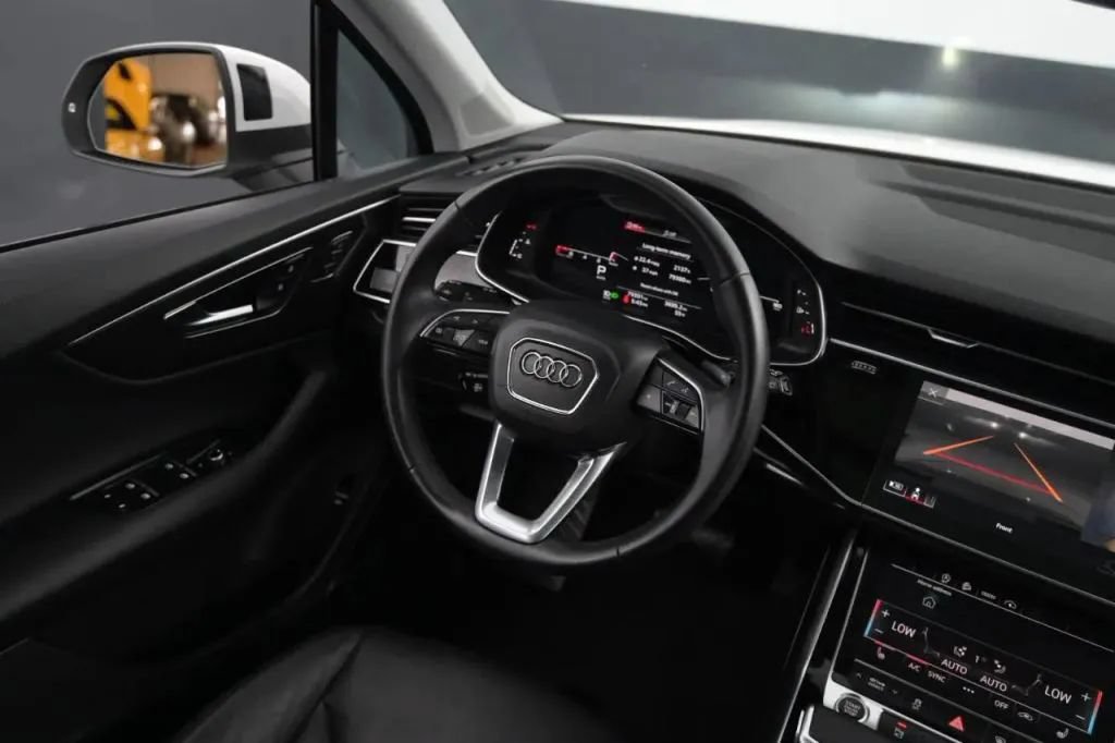 Used 2021 Audi Q7 3.0T Premium Plus w/ Premium Plus Package AWD/4WD image 35