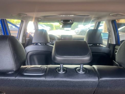 Certified 2023 Kia Seltos SX w/ SX Sunroof Package AWD/4WD image 13