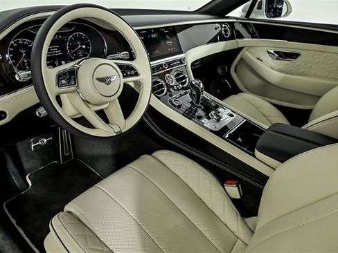 Used 2022 Bentley Continental GT AWD/4WD image 21