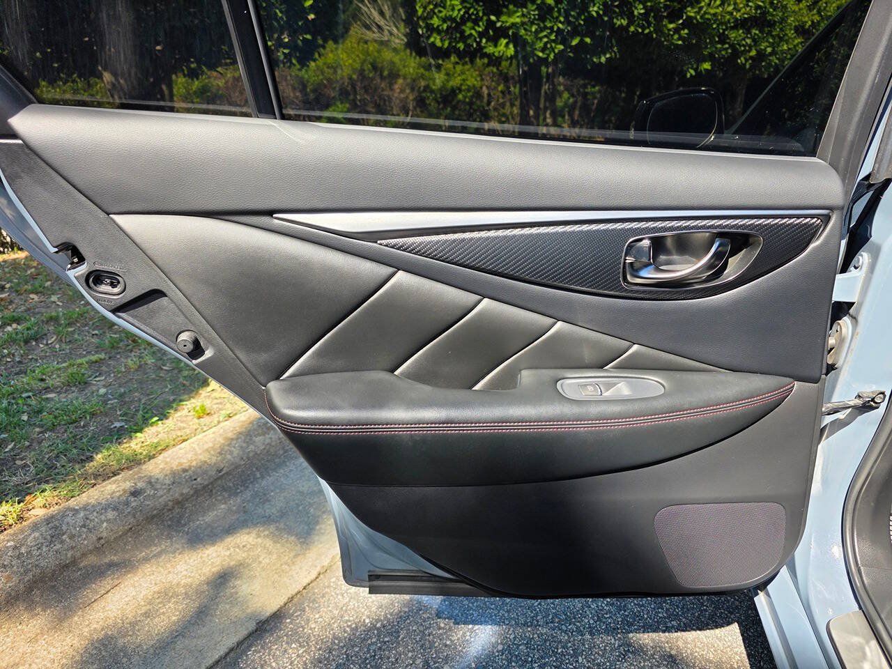 Used 2022 INFINITI Q50 Red Sport 400 w/ Carbon Fiber Package RWD image 30