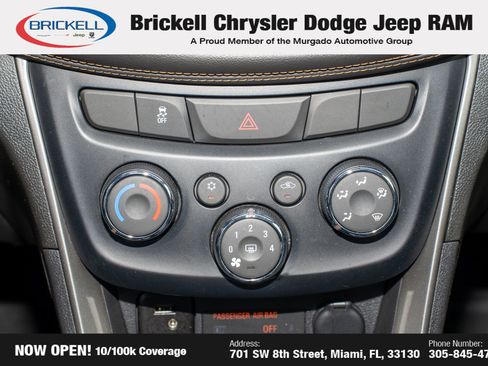 Used 2020 Chevrolet Trax LT w/ LT Convenience Package image 21