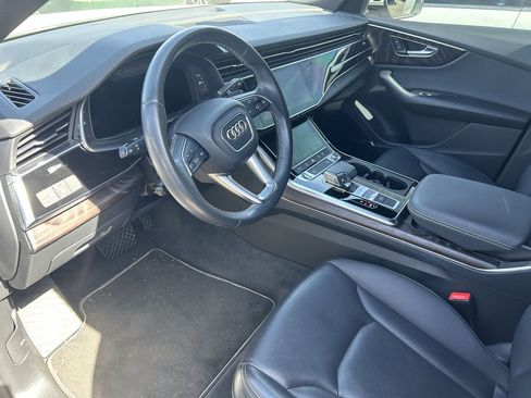 Used 2021 Audi Q8 Premium Plus AWD/4WD image 12