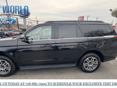 Certified 2025 Ford Expedition Active image 2