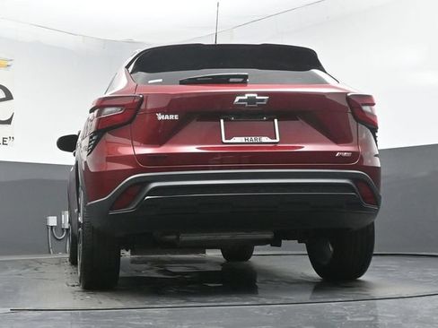 Used 2025 Chevrolet Trax RS FWD image 58