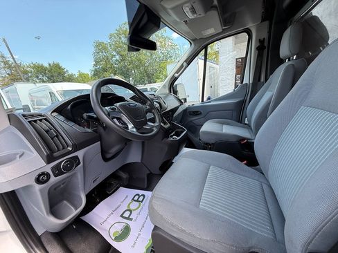 Used 2019 Ford Transit 350 148 Medium Roof RWD image 5