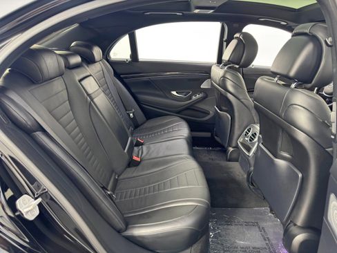 Used 2015 Mercedes-Benz S 550 Sedan image 40