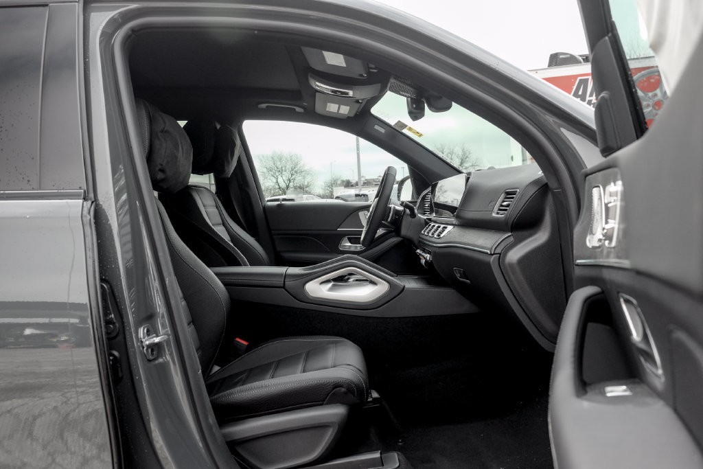 Certified 2026 Mercedes-Benz GLS 450 4MATIC image 24
