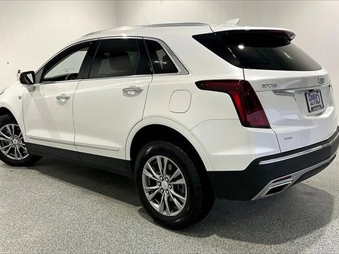 Used 2021 Cadillac XT5 Premium Luxury image 4