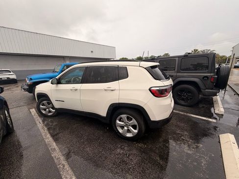 Used 2018 Jeep Compass Latitude w/ Popular Equipment Group image 6