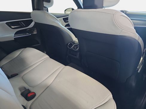 Certified 2025 Mercedes-Benz GLC 300 4MATIC image 11