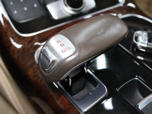 Used 2013 Audi A8 L 3.0T w/ Driver Assistance Pkg image 18