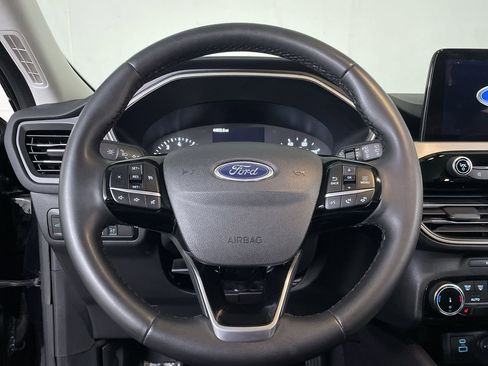 Used 2022 Ford Escape SEL AWD/4WD image 14