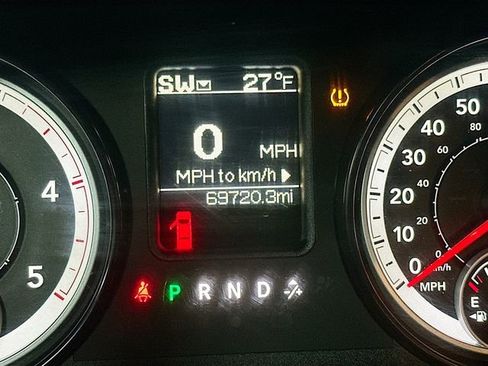 Used 2015 RAM 2500 Tradesman w/ Chrome Appearance Group image 13