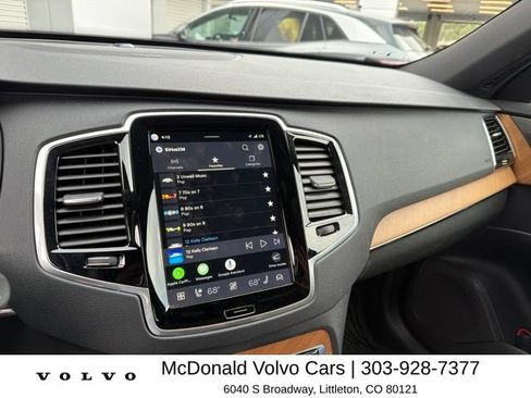 Used 2024 Volvo XC90 B5 Plus w/ Protection Package Premier AWD/4WD image 4